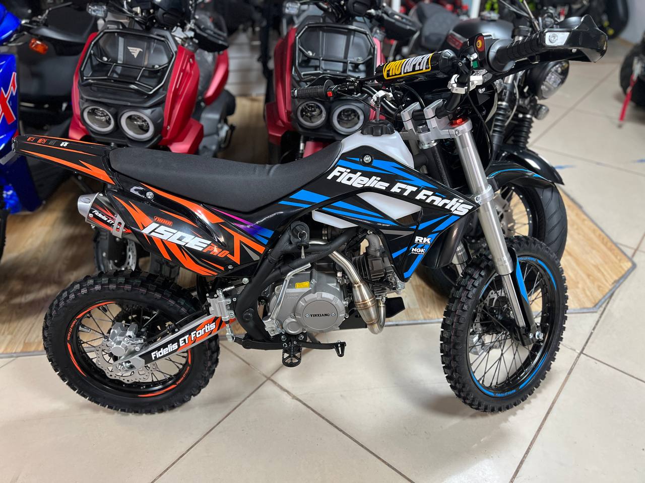 Мотоцикл (питбайк) PROMAX FIDET (ФАЙДЕТ) 190E PRO 17/14 в Тобольске