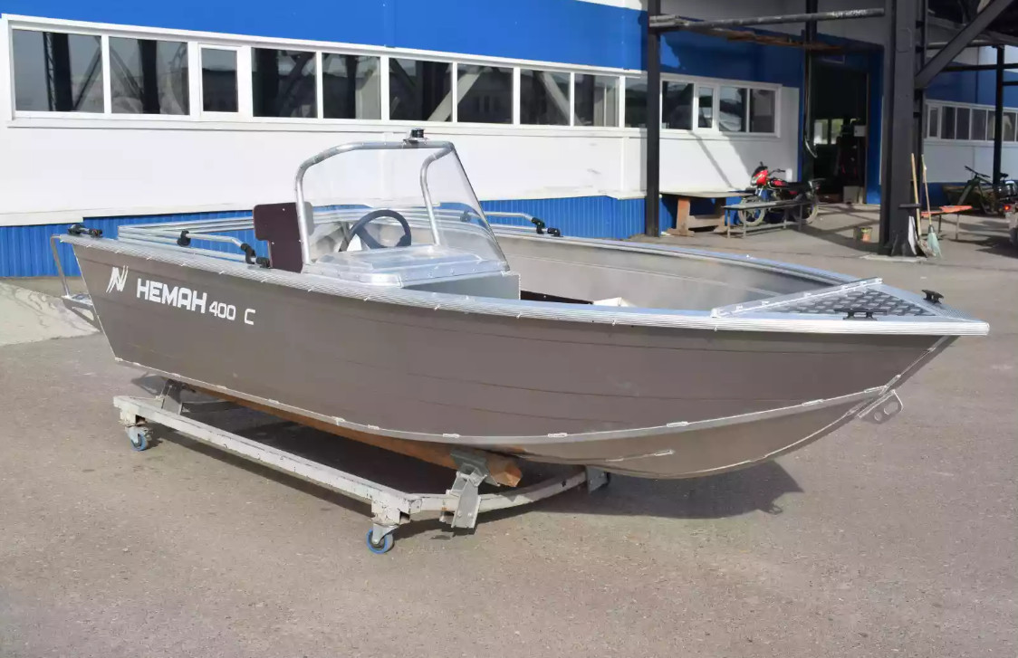 Алюминиевая лодка Неман-400 С в Тобольске