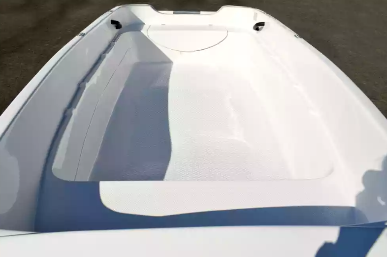 Стеклопластиковая лодка Пингвин (тримаран) в Тобольске