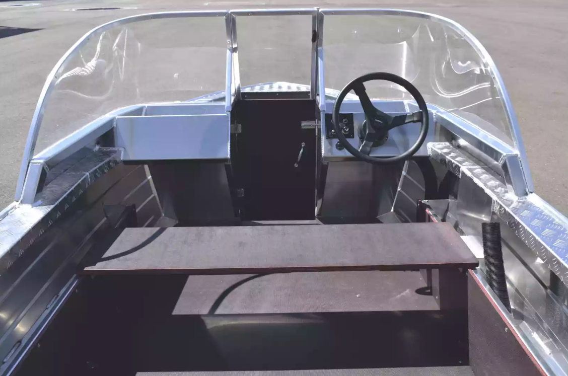 Алюминиевая лодка Wyatboat-390 DCM в Тобольске