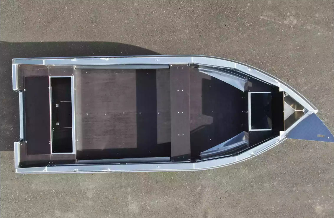 Алюминиевая лодка  Неман-480 Р в Тобольске