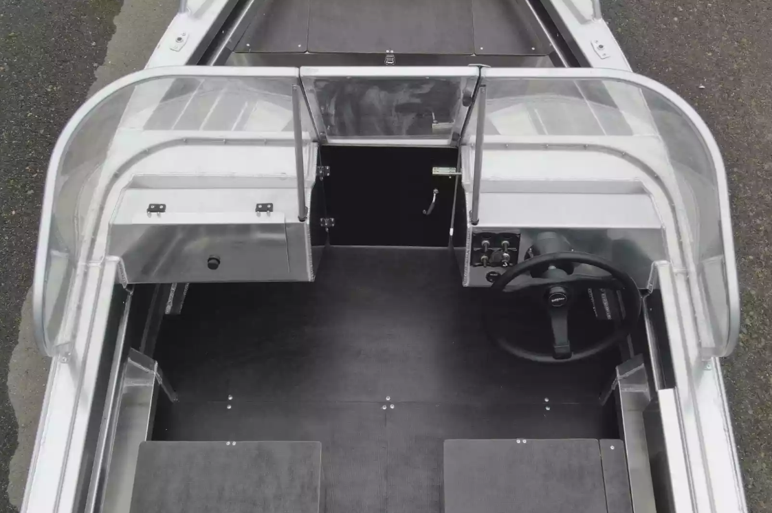 Алюминиевая лодка  Neman-400 DC в Тобольске