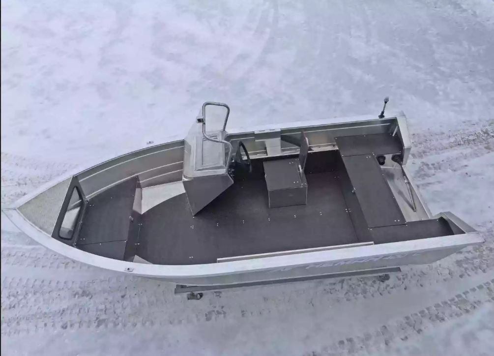 Алюминиевая лодка Неман-400 С в Тобольске