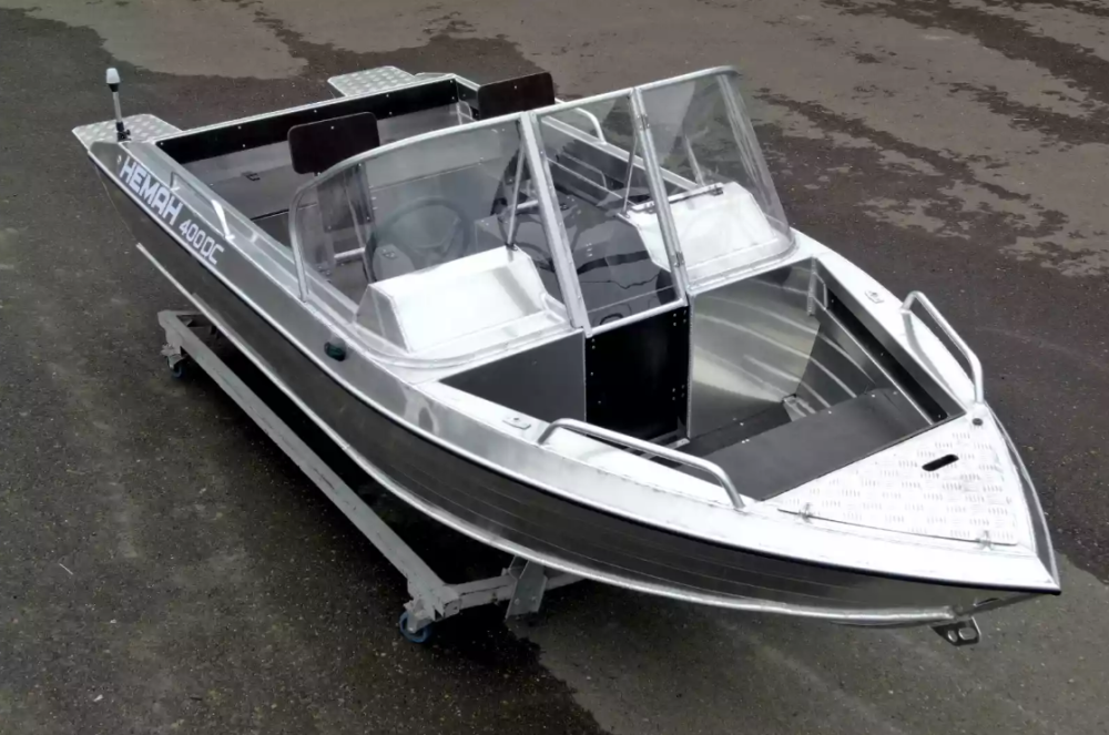 Алюминиевая лодка  Neman-400 DC в Тобольске