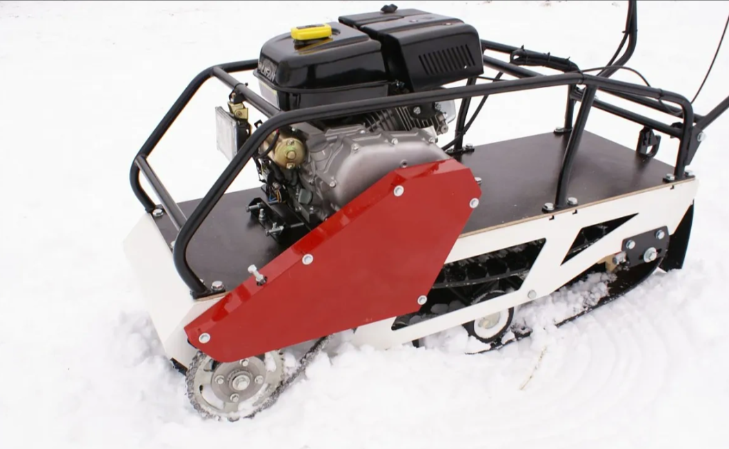 Мотобуксировщик БТС «МАЛЕК» 380/7 БЕЗ э/зап. Б/У в Тобольске