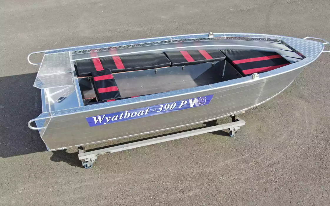 Алюминиевая лодка Wyatboat-390РМ увеличенный борт в Тобольске