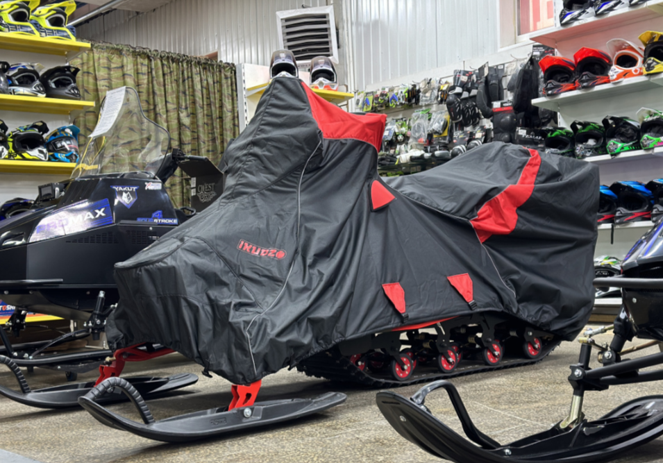 Чехол транспорт. снегохода IKUDZO HUNTER черно-красный Оксфорд ПРЕМИУМ качества с лого IKUDZO в Тобольске