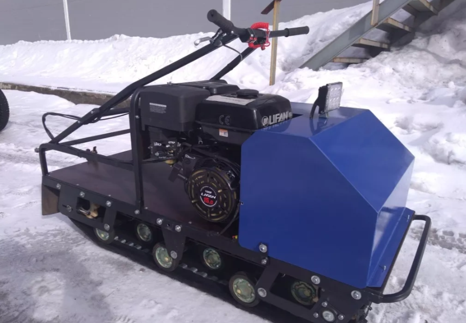 Мотобуксировщик AhtaR ЗИМА с реверсом (задний ход) в Тобольске