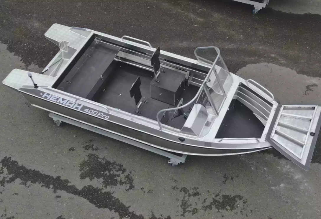 Алюминиевая лодка  Neman-400 PRO в Тобольске