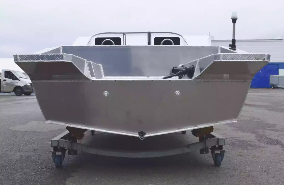 Алюминиевая лодка  Neman-400 PRO в Тобольске