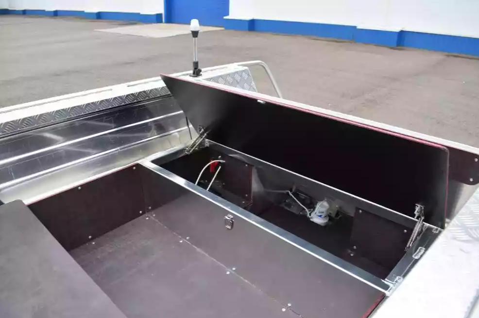 Алюминиевая лодка Wyatboat-390 DCM Увеличенный борт в Тобольске