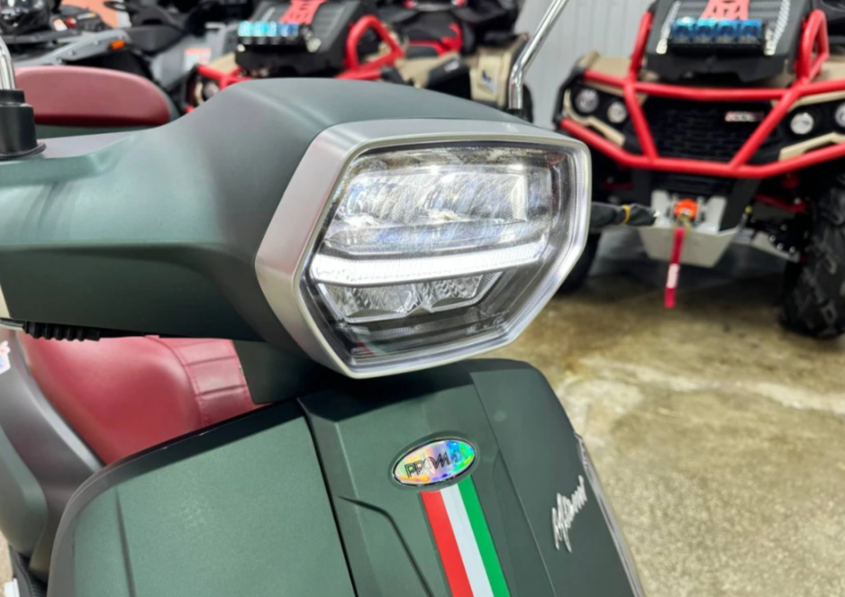 Скутер PROMAX Miami 240 (49) в Тобольске