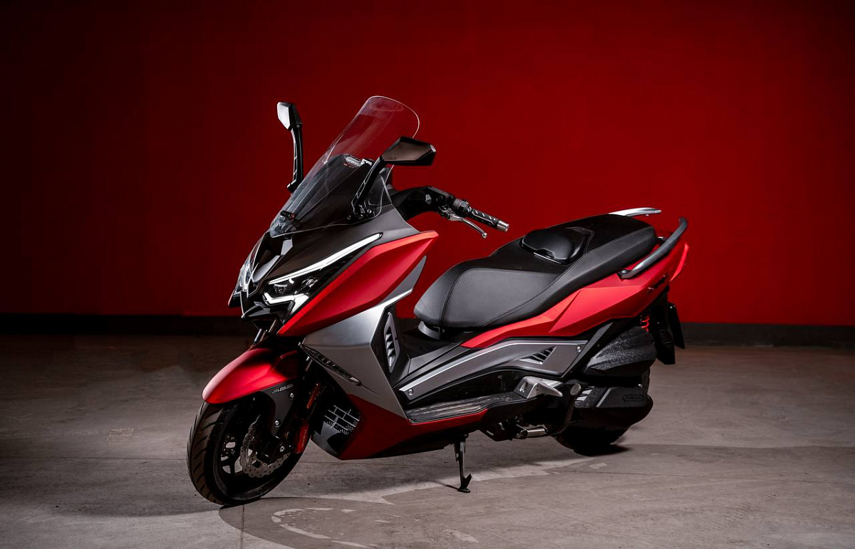 МАКСИСКУТЕР ARIIC 318 в Тобольске