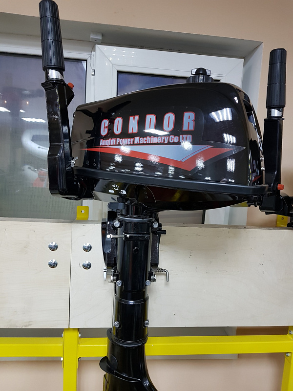 Лодочный мотор Condor T5HS без бака 12 л. в Тобольске