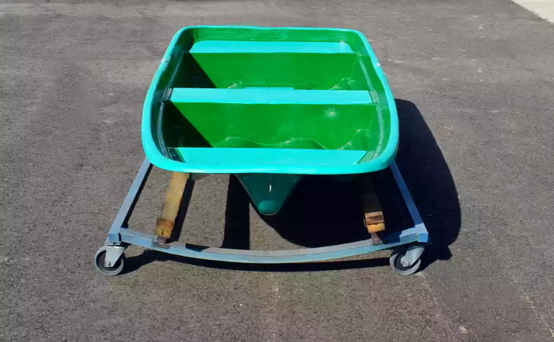 Стеклопластиковая лодка Старт (тримаран) в Тобольске