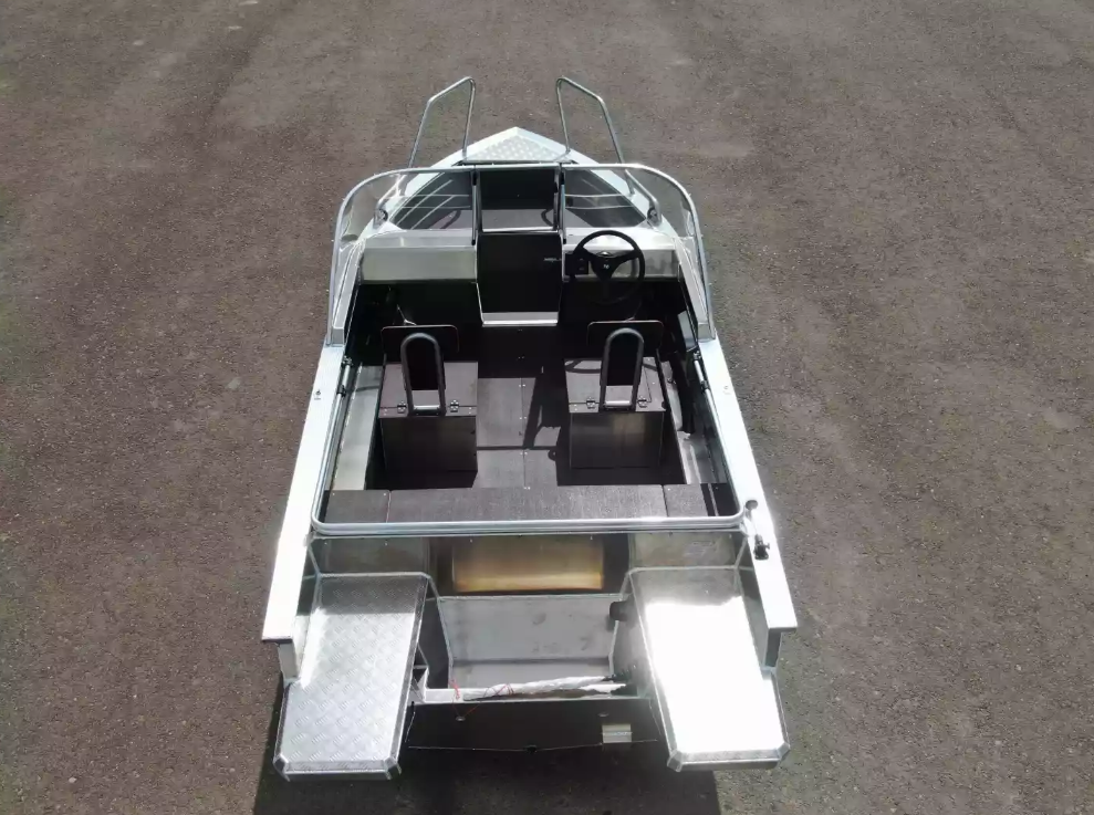 Алюминиевая лодка  Неман-400 DCM NEW в Тобольске