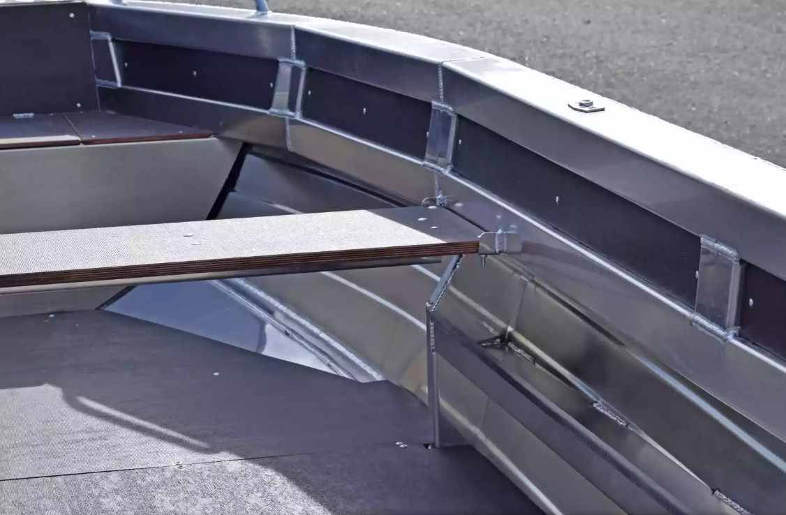 Алюминиевая лодка  Неман-480 Р в Тобольске