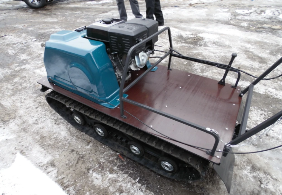 Мотобуксировщик AhtaR LR13 с реверс-вариатором Буран (задний ход) в Тобольске