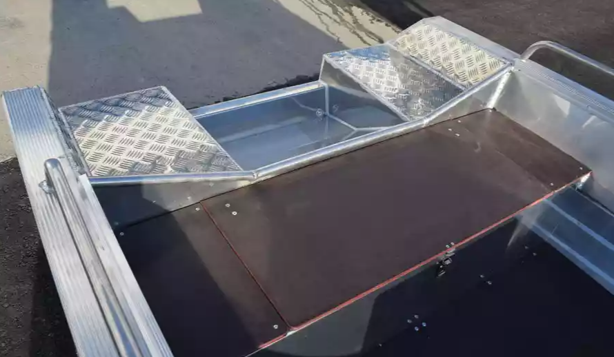 Алюминиевая лодка  Wyatboat-430 Р в Тобольске