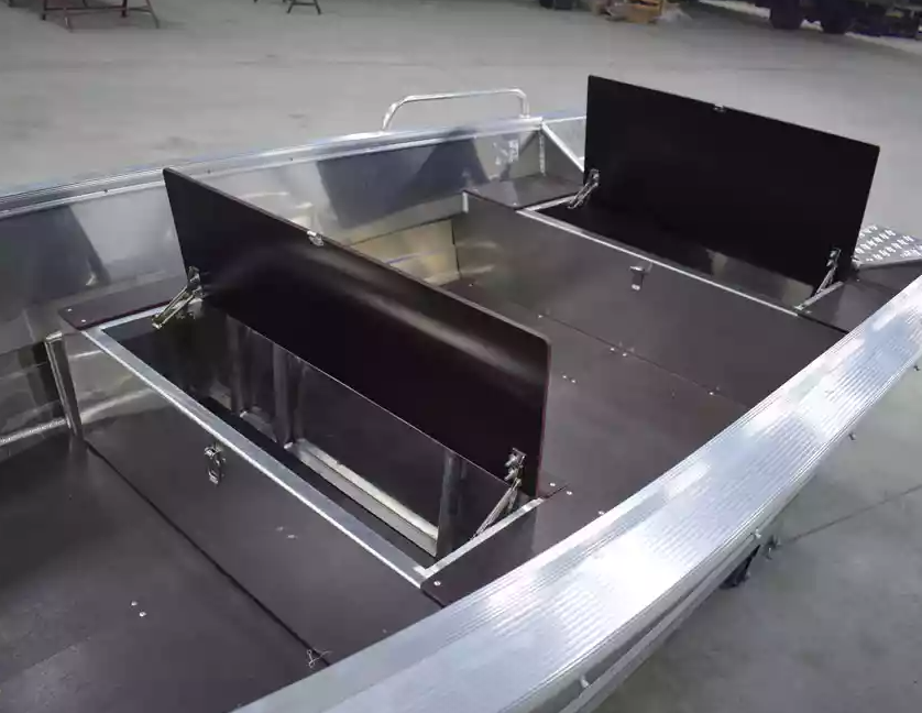 Алюминиевая лодка  Wyatboat-430 Р в Тобольске