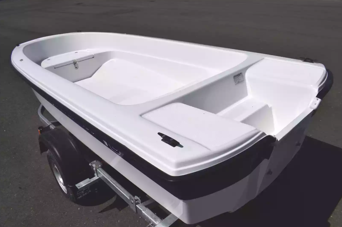 Стеклопластиковая лодка Wyatboat 430 тримаран в Тобольске
