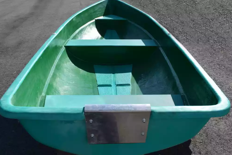 Стеклопластиковая Лодка Голавль в Тобольске