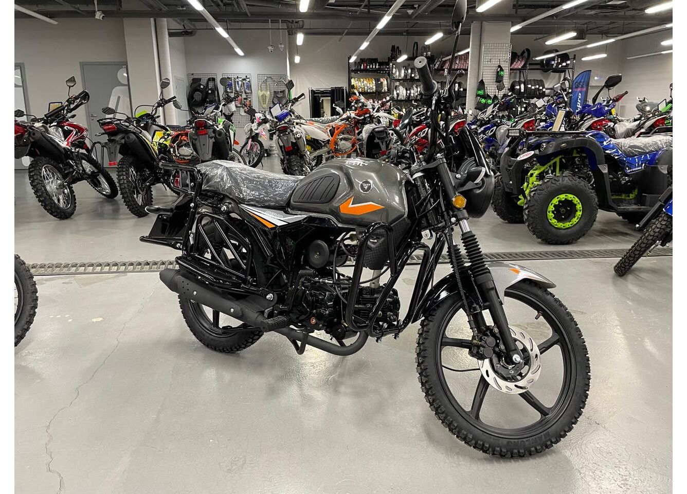 Мопед VMC NOVA 49сс (125сс) Led Full, дисковый тормоз, RKB RATO с баланс. валом, сигнализация в Тобольске