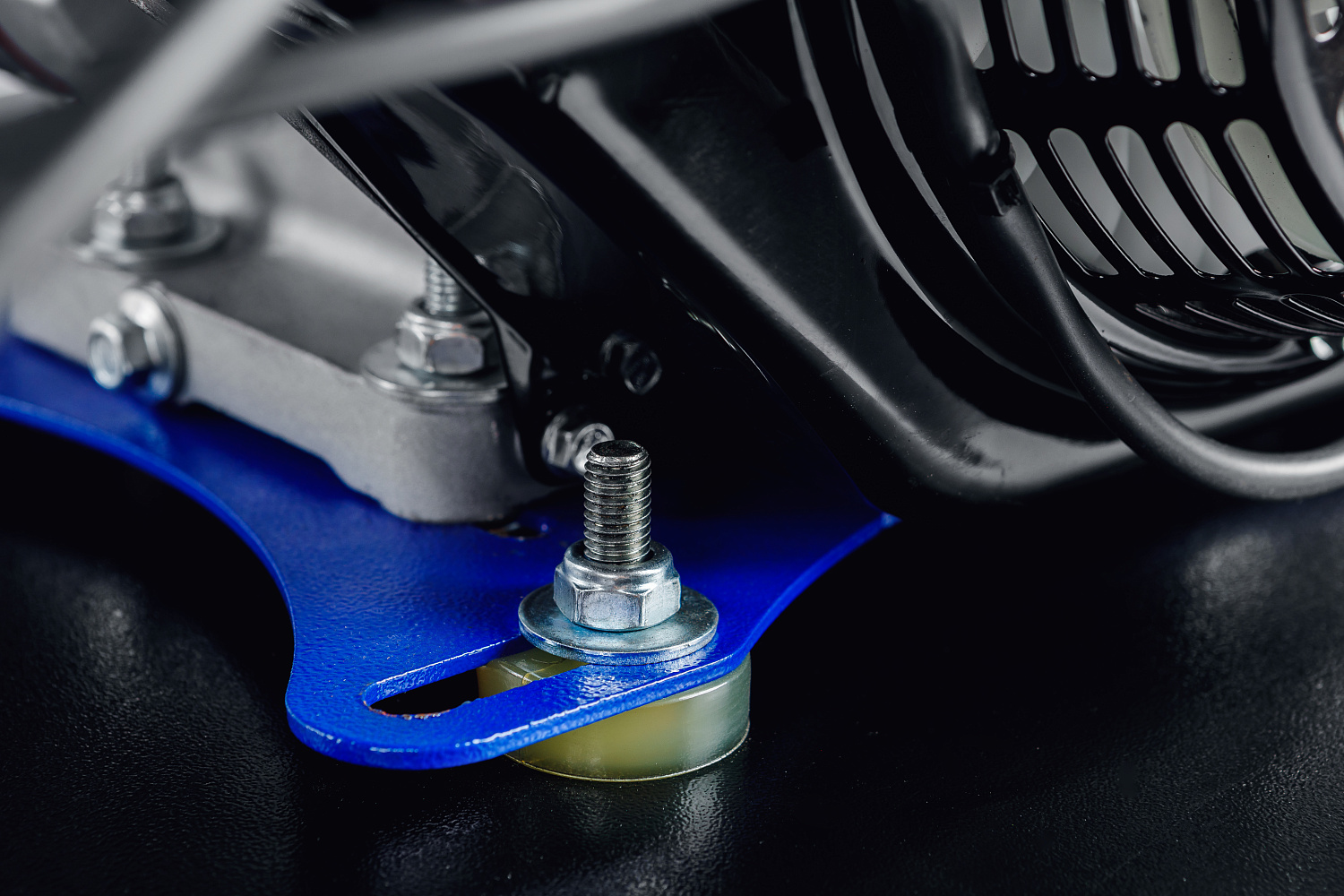 МОТОБУКСИРОВЩИК IKUDZO LONG 2.0 1700/500 EKR19 в Тобольске