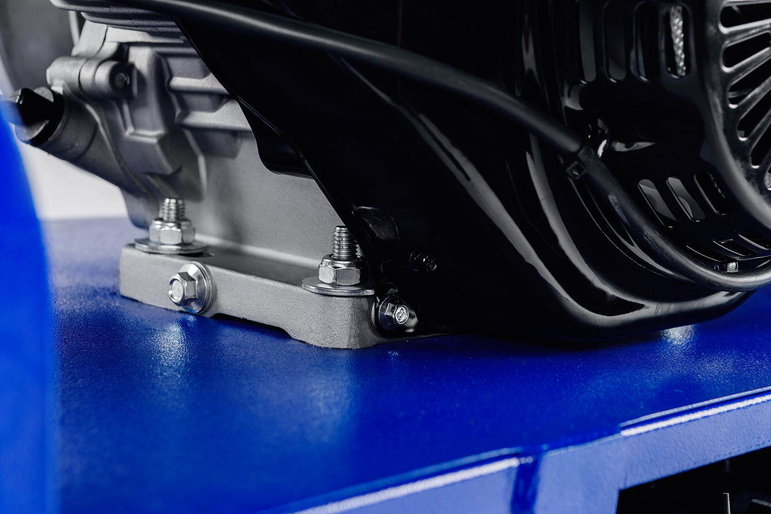 Мотобуксировщик SNOW DOG 17 с эл. запуском (DINKING) в Тобольске