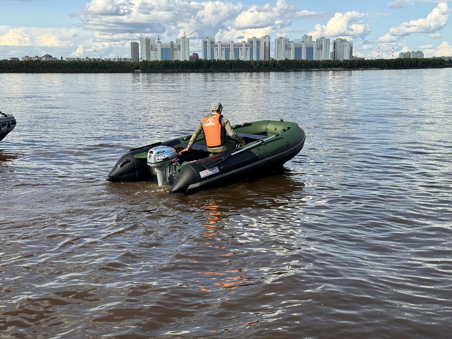 Лодка MISHIMO BIG FLOOR 380 в Тобольске