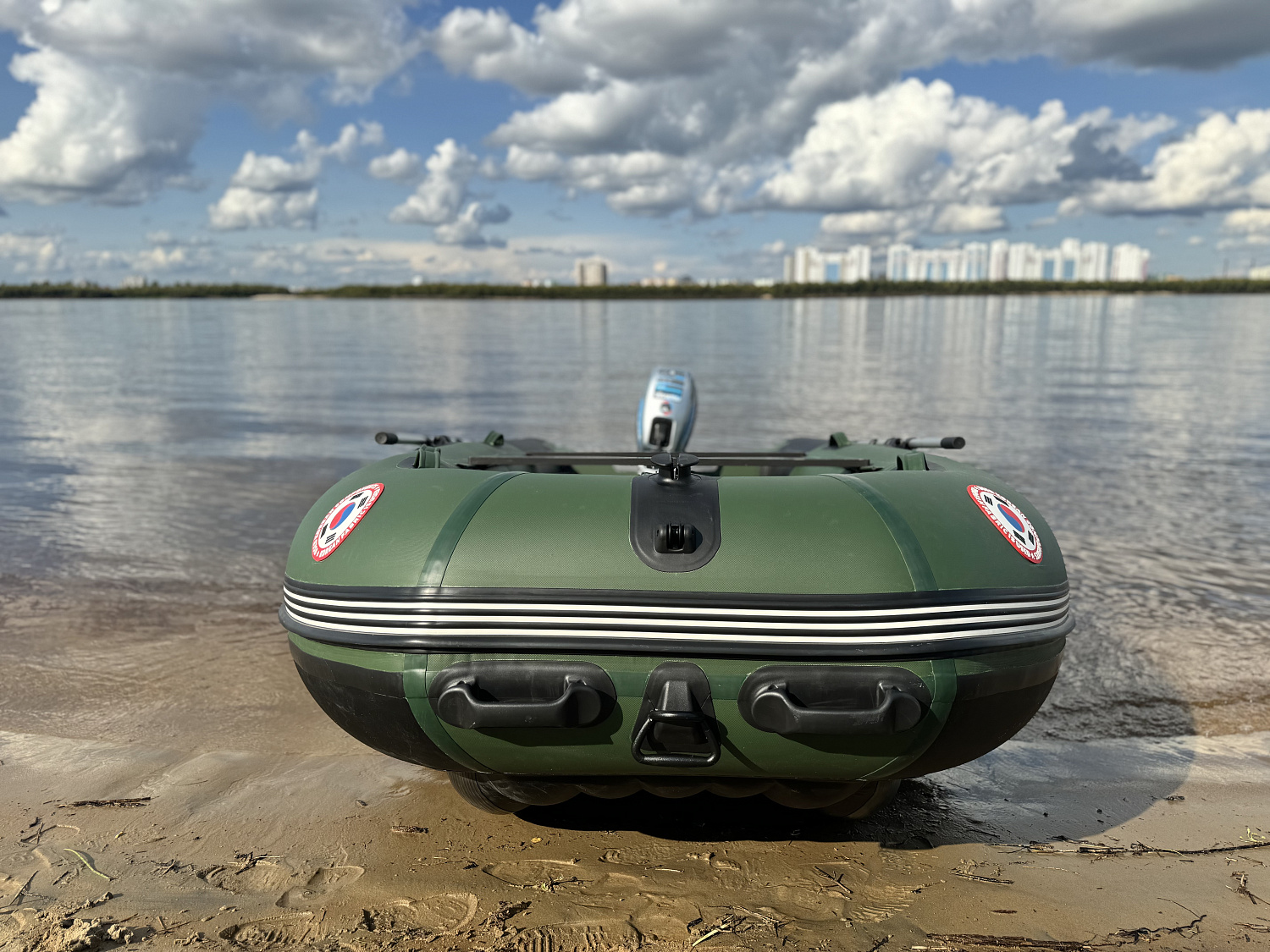 Лодка MISHIMO BIG FLOOR 400 в Тобольске