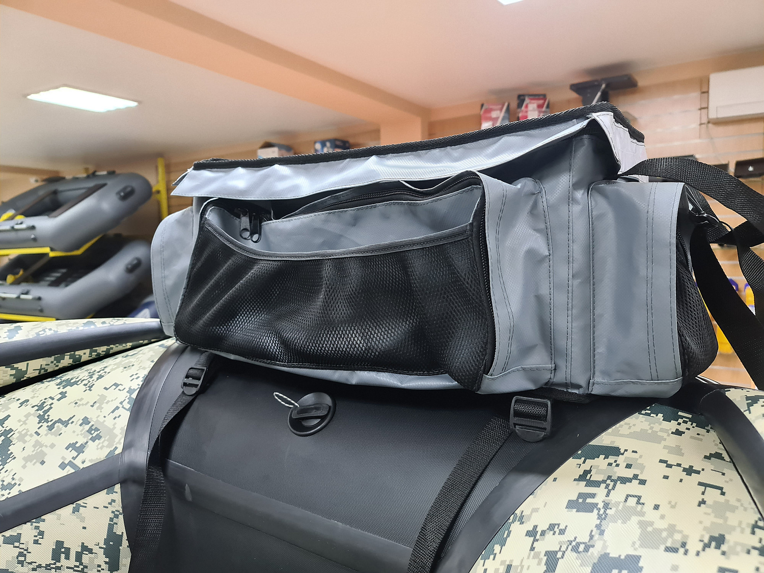 СУМКА ЛЮКС НА БАЛЛОН ДЛЯ ЛОДОК ПВХ 50Х25Х25 СМ в Тобольске